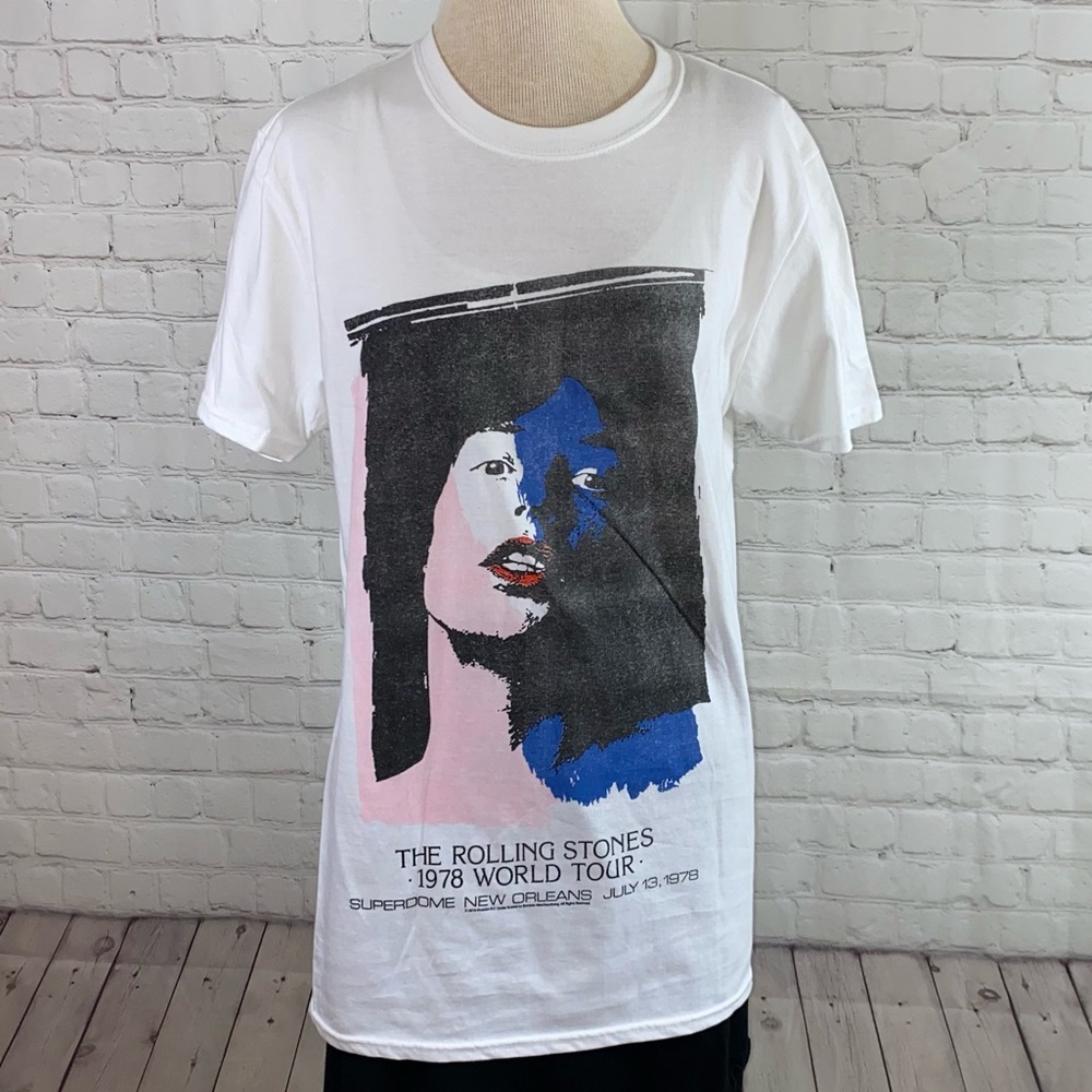 The Rolling Stones Tee Size Medium
